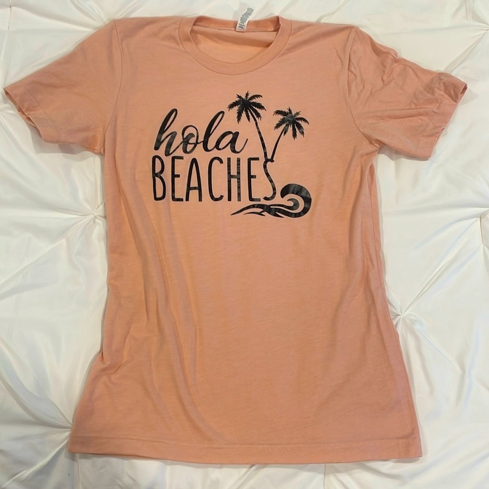 Peach / pink “Hola Beaches” T-shirt Size S Small